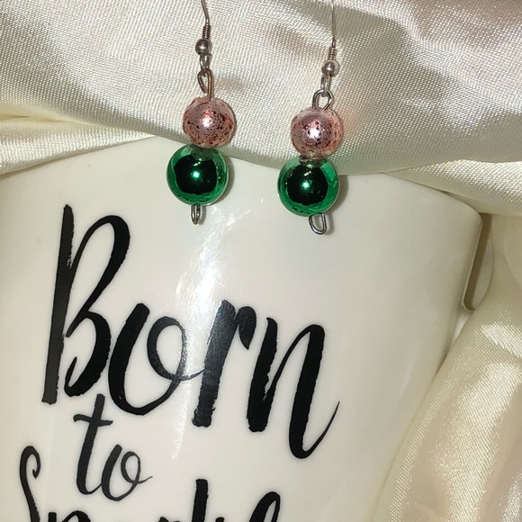 Christmas earrings beautiful - shiny & sparkle NEW - Picture 2 of 8